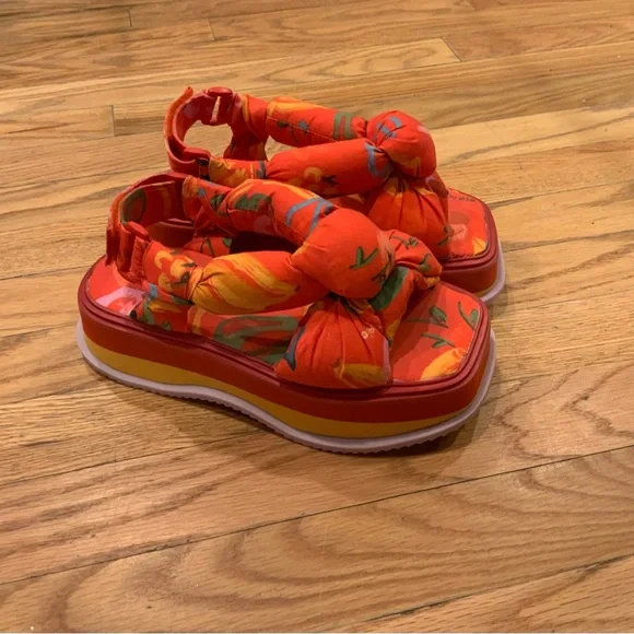 FARM Rio Red Floral Platform Sandals - Picture 11 of 12